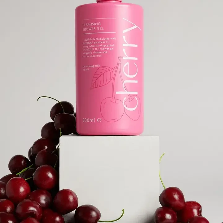 Cherry Cleansing Shower Gel, White